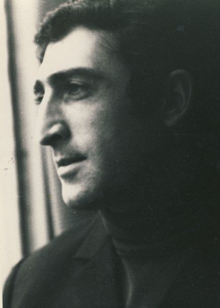 გივი ალხაზიშვილი - Biography