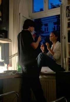 ყველაფერი დასასრულით იწყება ( ბზარი)